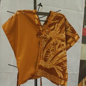 Outer Cewek Coklat Motif Burung Merak